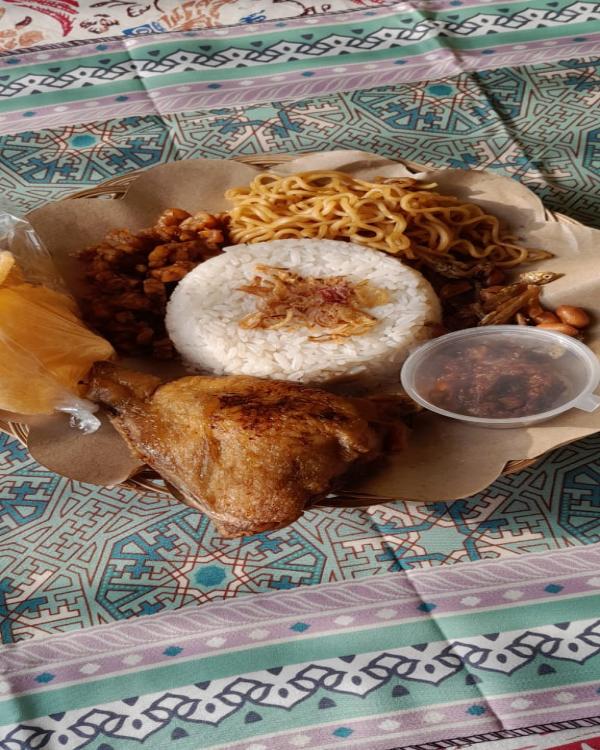 Nasi Uduk Ayam